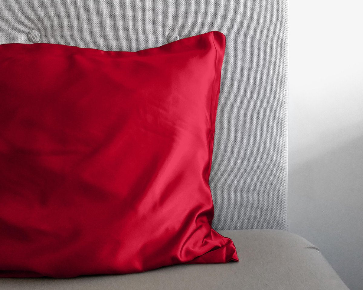 Beauty Skin Care Kussensloop Rood 60 x 70