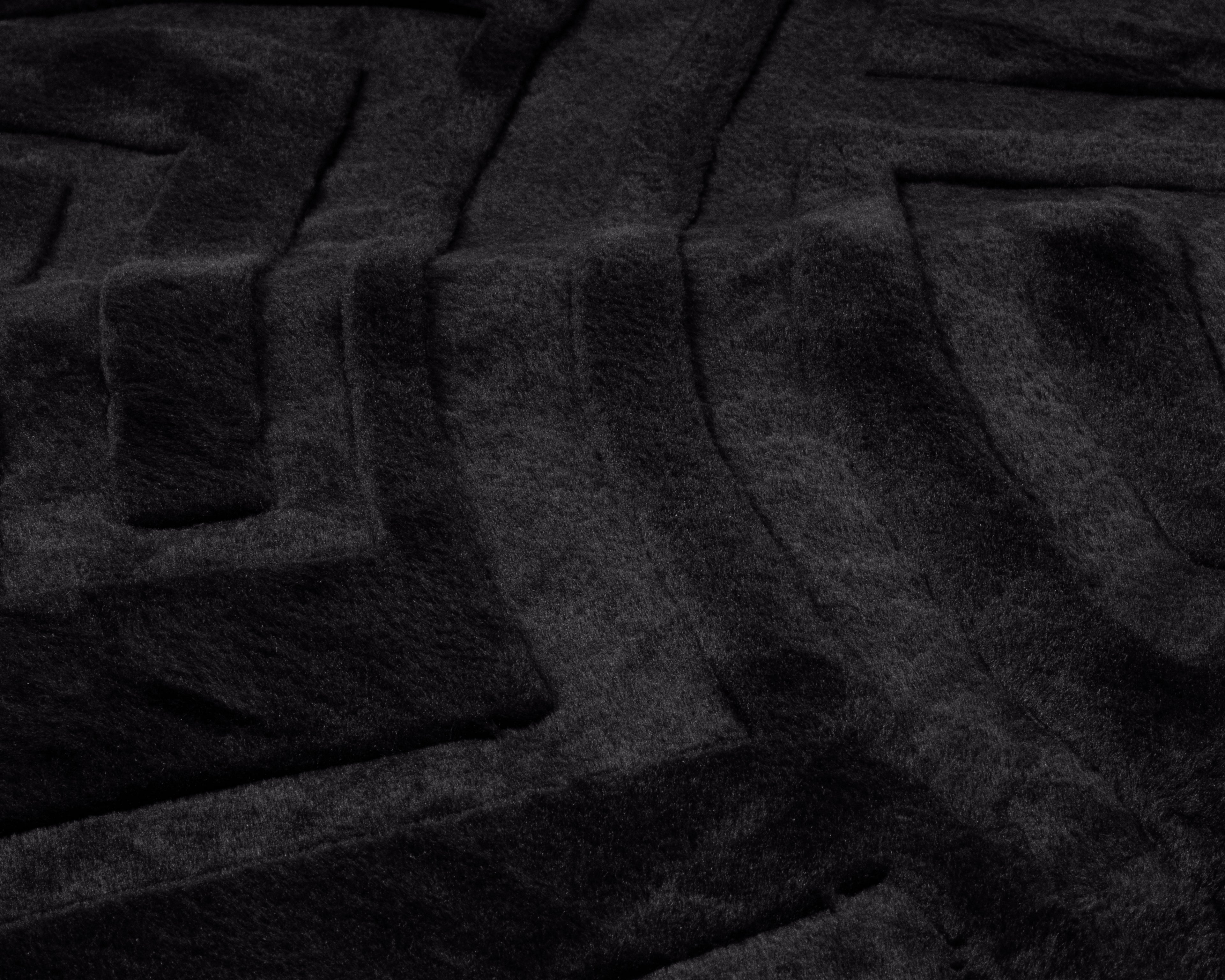 Embossed Zeta Deken Zwart 200 x 240