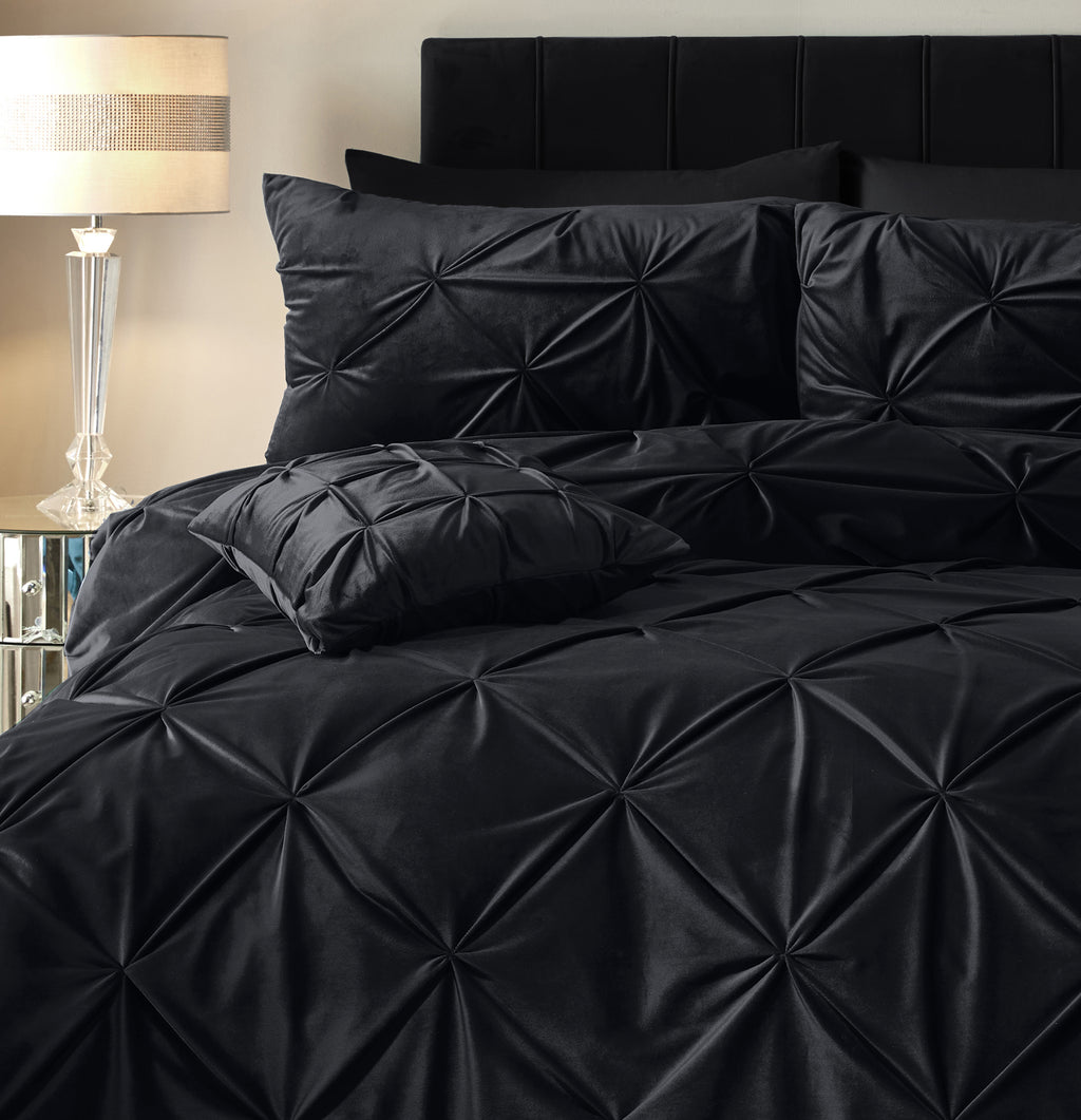 Velvet Pintuck Zwart