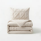 Border Pintuck Beige