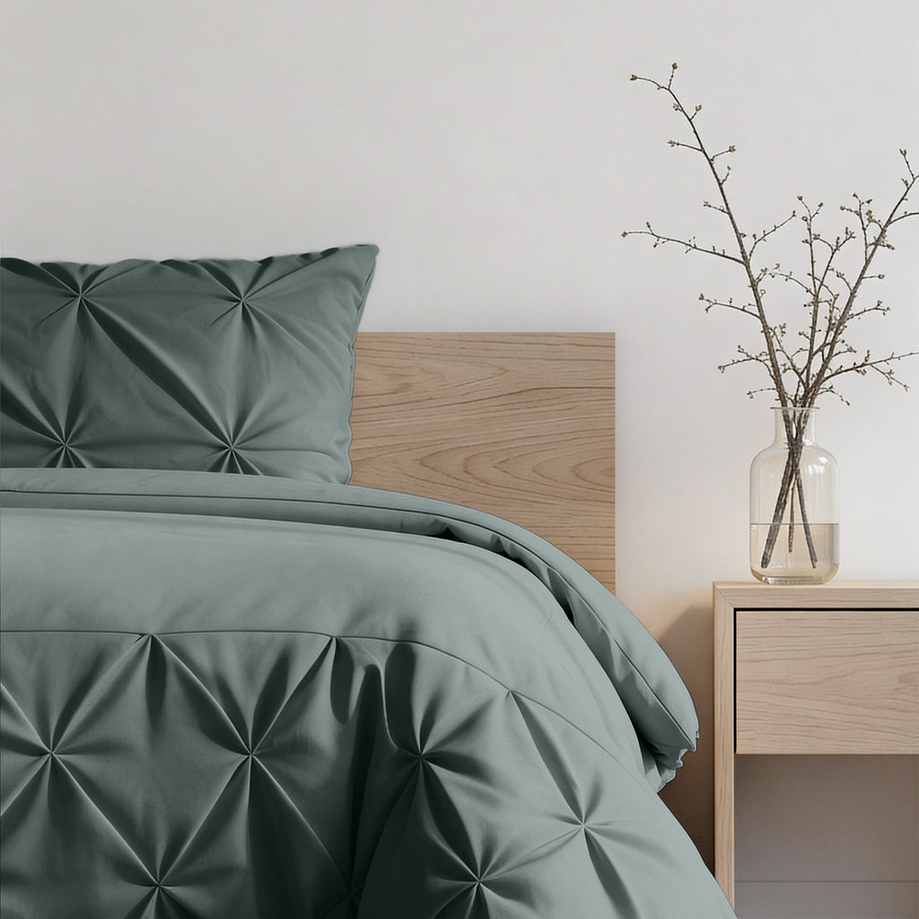 Border Pintuck Groen