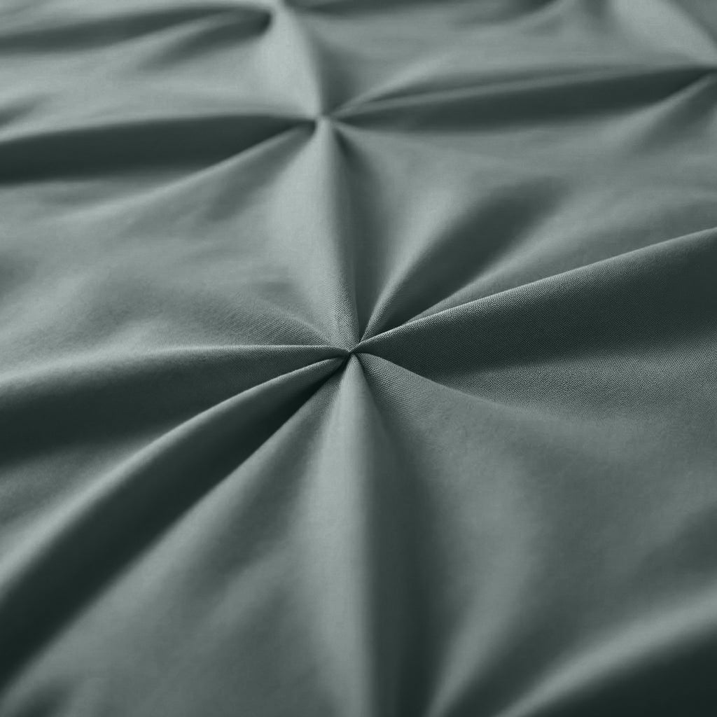 Border Pintuck Groen
